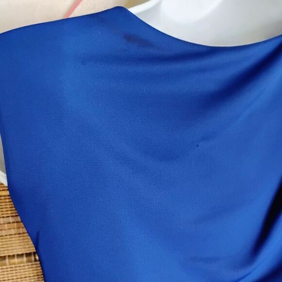 Stunning BCBG MAXAZRIA Simone Shoulder Drape Cut Out Gown XS Orient Blue - Picture 15 of 15